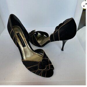 beverly feldman black heels size 7.5 stilletto pumps scallopped heel detail